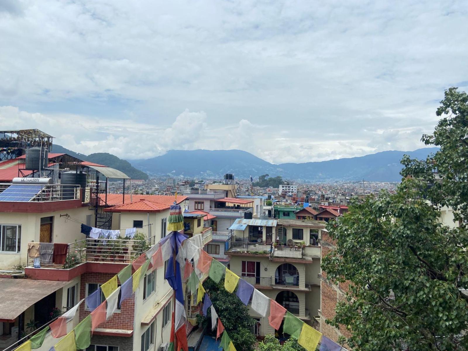 Big Tree Hostel Kathmandu Exterior foto